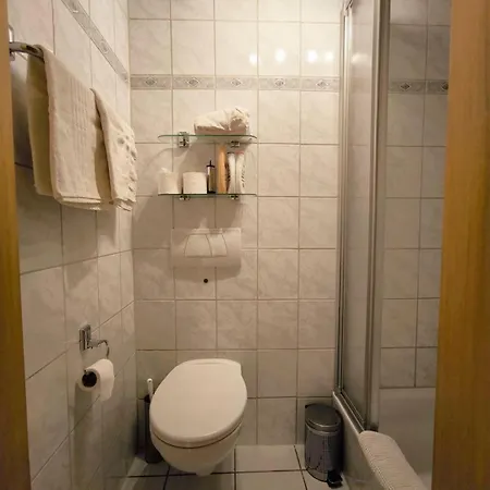 Im Charme Der 90er 3*