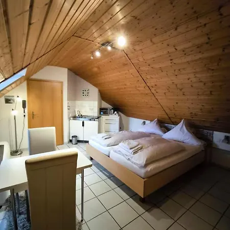 Im Charme Der 90er Guest house
